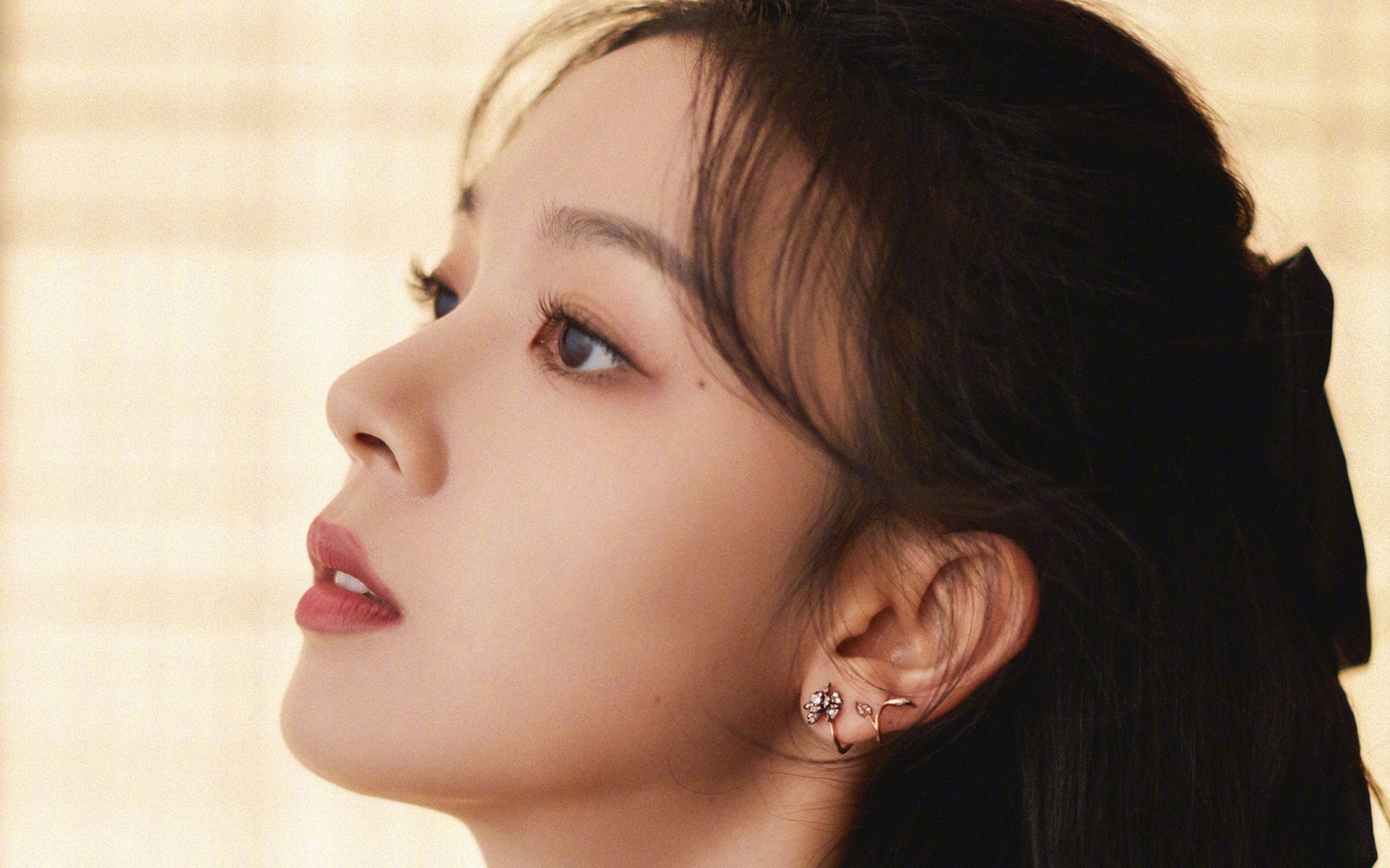 掌控者没有偶然，当库尔图瓦与F1车手编织比赛命运