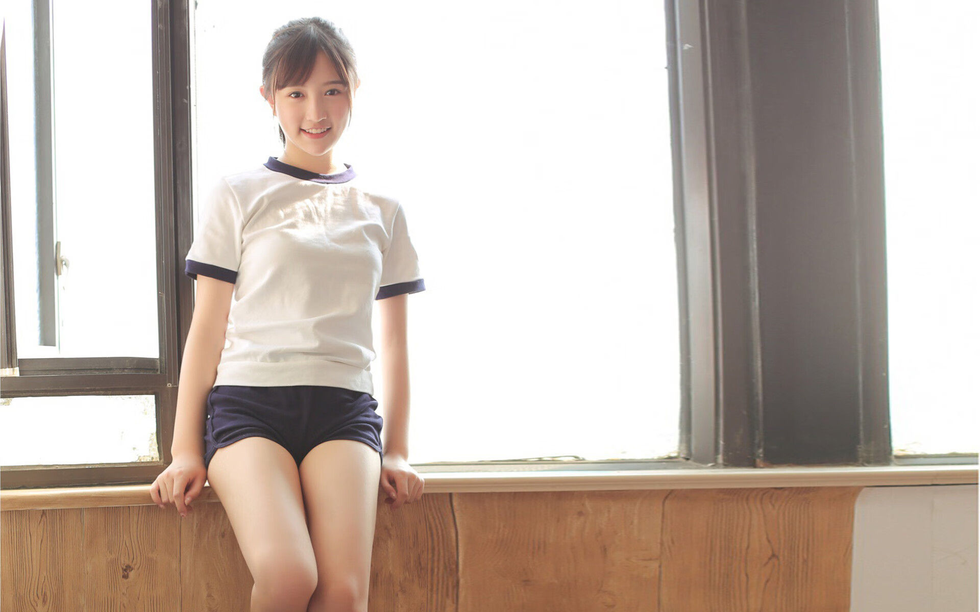 黄黑风暴席卷马德里,维也纳旋律奏响安联,足球之夜的战术压制与大师接管