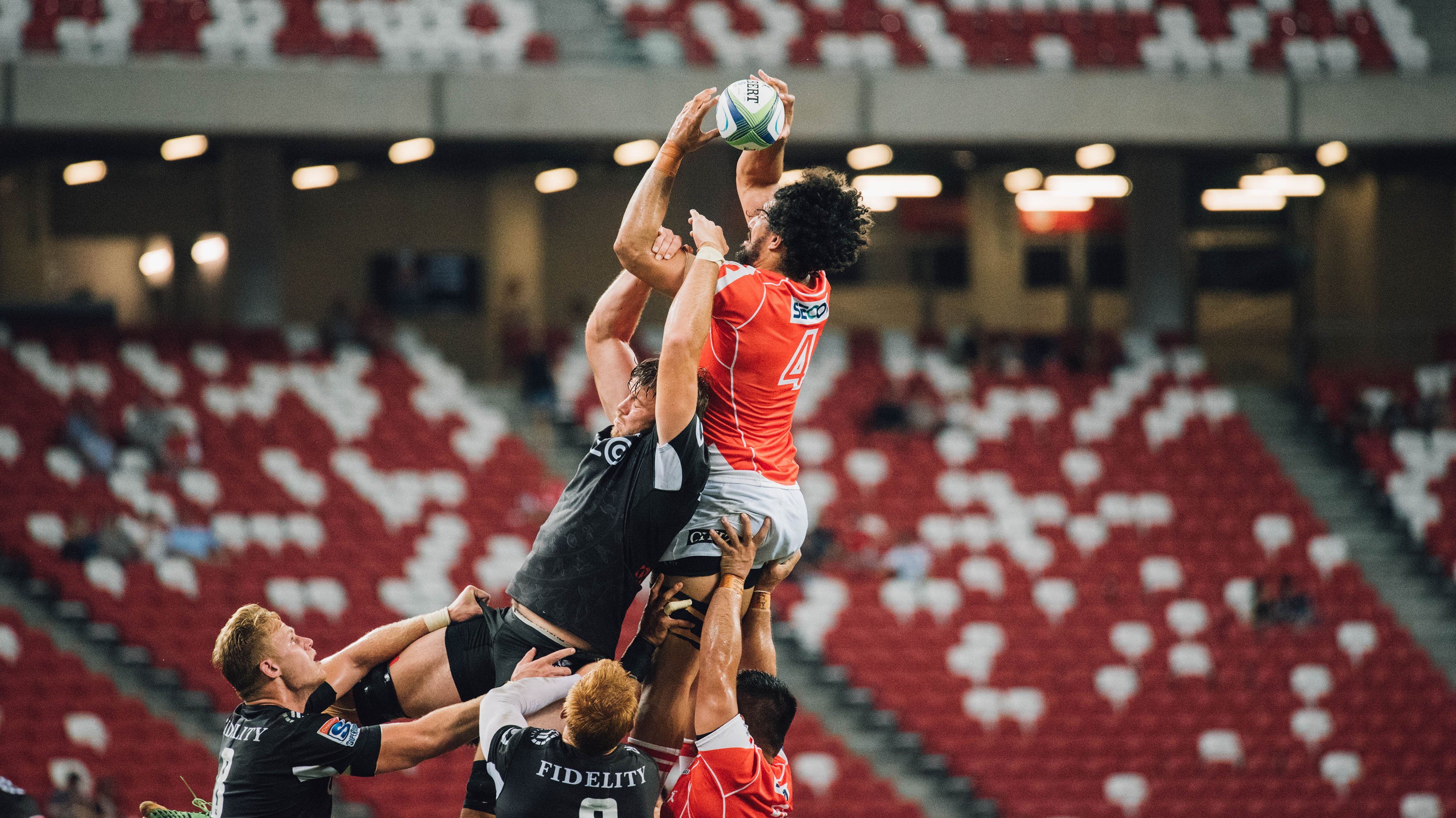 辽宁队打破次元壁,詹姆斯续写不朽传奇,体育世界里没有不可能